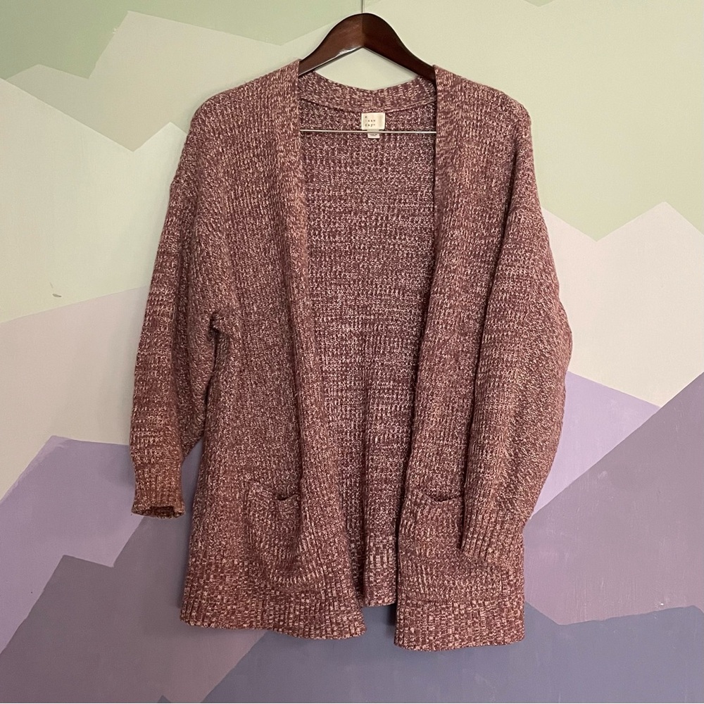 • chunky knit burgundy cardigan • - Picture 2 of 6